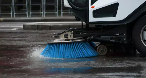 Short term road sweeper hire